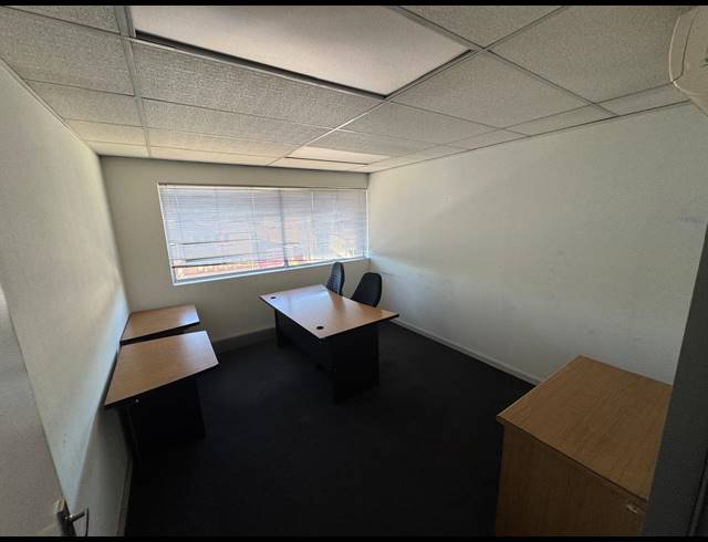 760M² WAREHOUSE FOR SALE IN EASTGATE